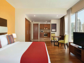 Отель Ramada by Wyndham Downtown Dubai