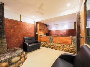 Capital O 19582 Baga Habbana Joy Stays