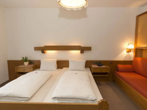 Lovely Apartment on a Farm in Radstadt