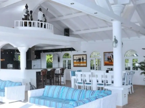 Villa Cascades