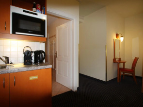 SUITE HOTEL 900m ZUR OPER