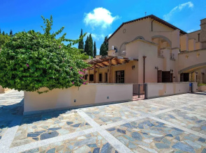 Aphrodite Premium Apartments I