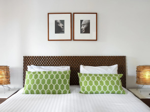 Temple 221 2BR Resort Spa Apartment