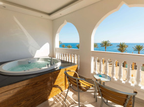 Sunrise Diamond Beach Resort - Grand Select