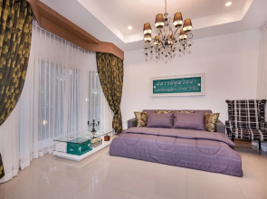 Luxury Villa With Private Swimmong Pool