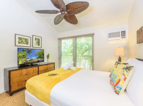 Aina Nalu Condo D202 - 2 Br Condo
