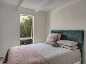 SunnySide at Sorrento: walk to beach & village