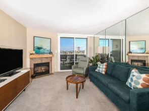 Sunset Suite By Redawning
