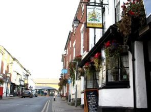 The Queens Arms