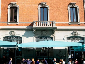 Madama Hostel & Bistrot