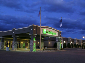Holiday Inn Fargo by IHG