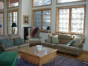 421 West Beaver Dam Circle