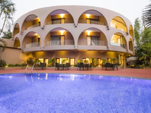 Sarovar Portico Lonavala