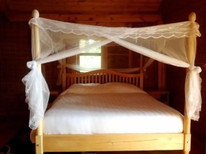 Lake Bunyonyi Eco Resort