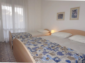 Perfect Located Residence Near the Beach With Pool