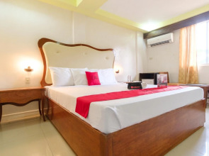 RedDoorz @ PEO Road Palawan