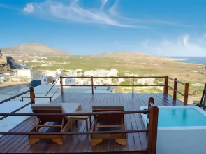 Santorini Rooftop Hot Tub Suite w Panoramic Views