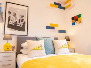 Two-bedroom Legoland Windsor Resort by Belvilla