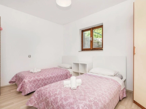 Awesome Home in Matulji with Hot Tub, WiFi & 2 Bedrooms