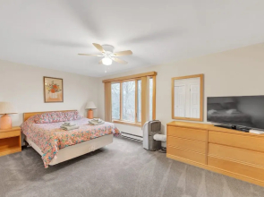 Powder Pass 11j - Cozy End Unit Retreat 3 Bedroom Townhouse by The Summit at Gore Mountain