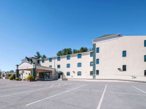 Rodeway Inn & Suites Charles Town