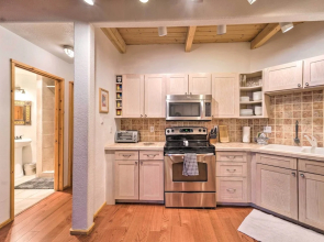 Walkable Angel Fire Condo Near Lifts & Restaurants