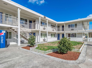 Motel 6 Beaverton, OR