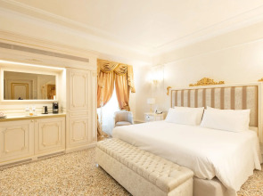 Cà Bonfadini Historic Experience Hotel Venice