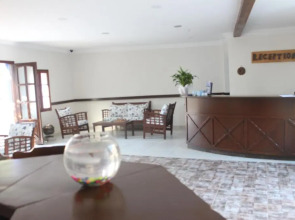 Oya Boutique Hotel & Suites