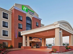 Holiday Inn Express & Suites Cambridge by IHG