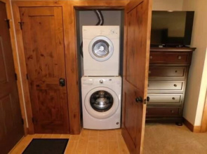 Spacious Condo with Outdoor Heated Pool and Hot Tubs by RedAwning