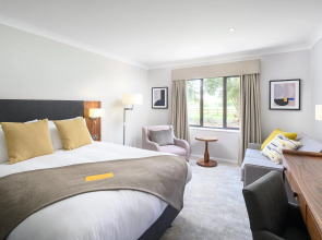 voco Oxford Spires by IHG