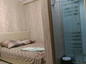 Hostel 44