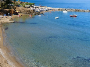 Panormo Beach