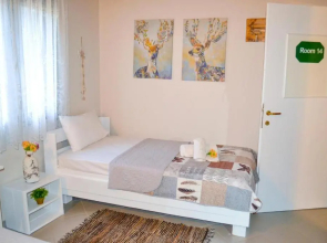 Nikos Stone House 80m from the beach with wifi