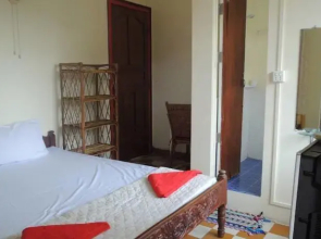 Swissbeach Guesthouse