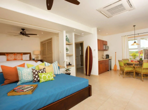 Lava Lava Beach Club