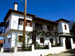 Elatos Country House