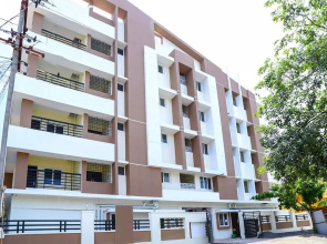 OYO 10792 Vishwa Heights