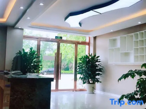 Yanggu Hospitality Business Hotel