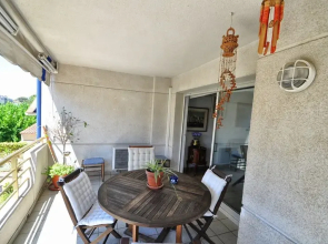 2BR Center & Swimming Pool