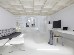 Dreams Luxury Suites