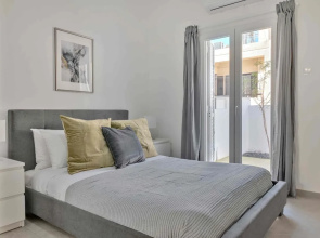 Phaedrus Living: Luxury Residence Faneromeni