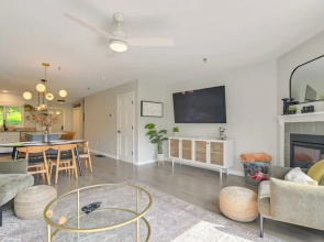 Family-friendly Gem w/ Heated Pool Near Storyland!