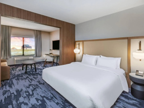 Fairfield Inn & Suites Houston Memorial City Area