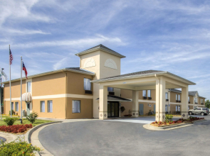 Quality Inn Fitzgerald