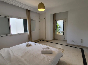 The Perfect Flat Sea Side Central Luxurious