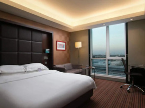 Отель Radisson Blu Hotel, Dubai Media City