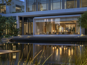 Four Seasons Hotel Bangkok at Chao Phraya River