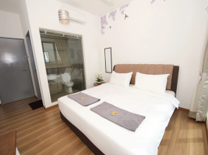 One Amerin Residence Homestay by Goopro